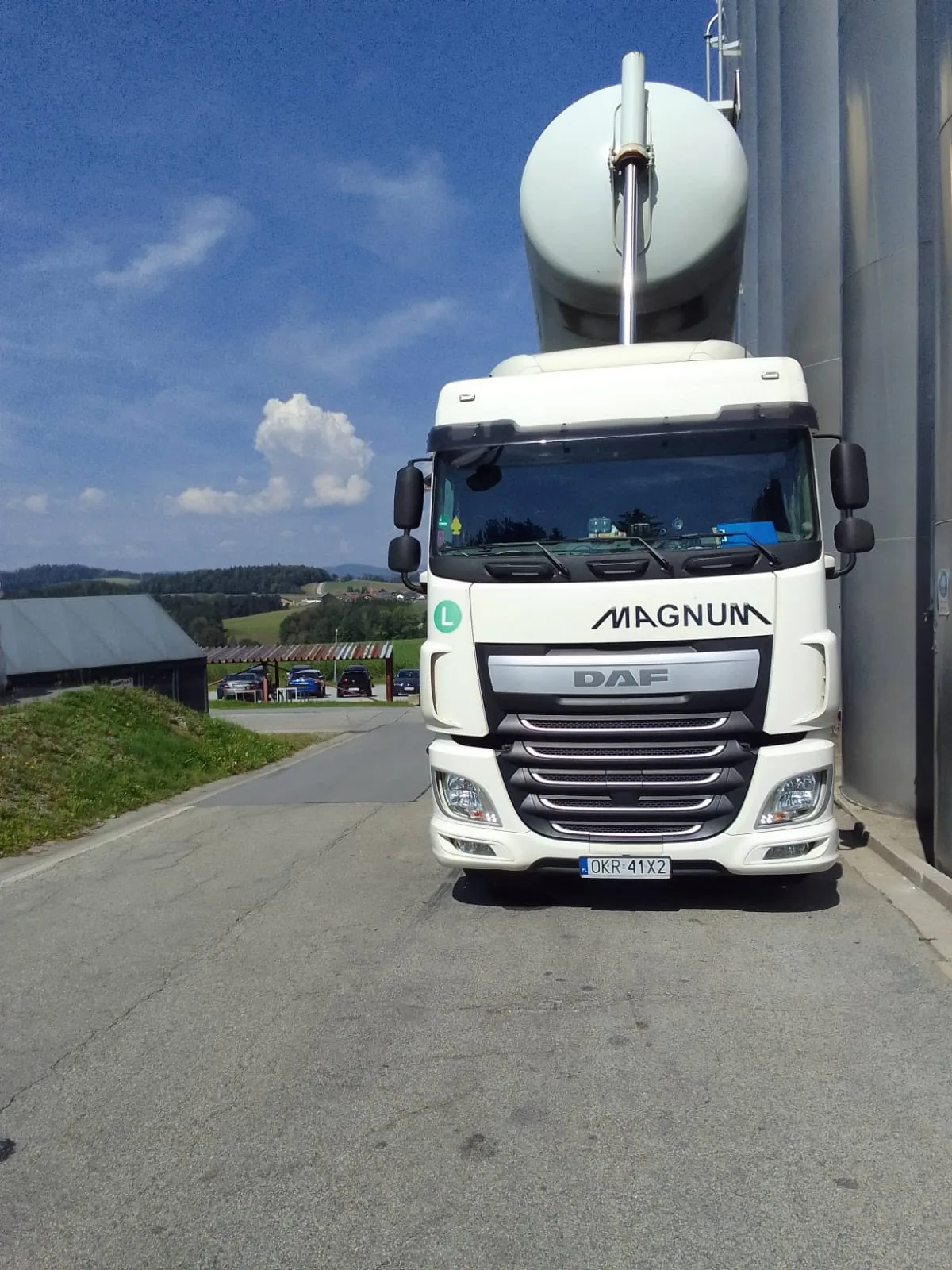 Silonaczepy terminala SMIALA gotowe do transportu granulatu do centralnej Polski